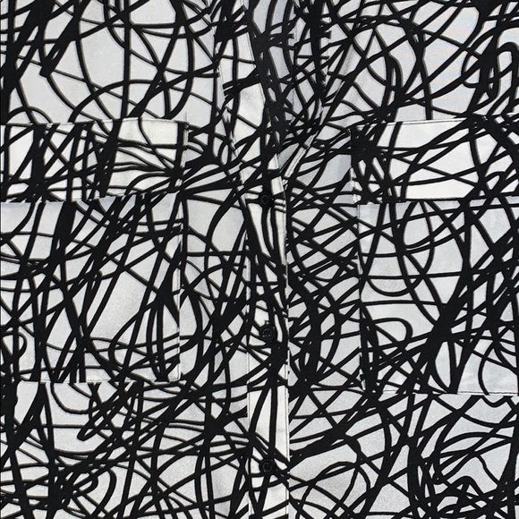 Button up blouse - Picture 3 of 3